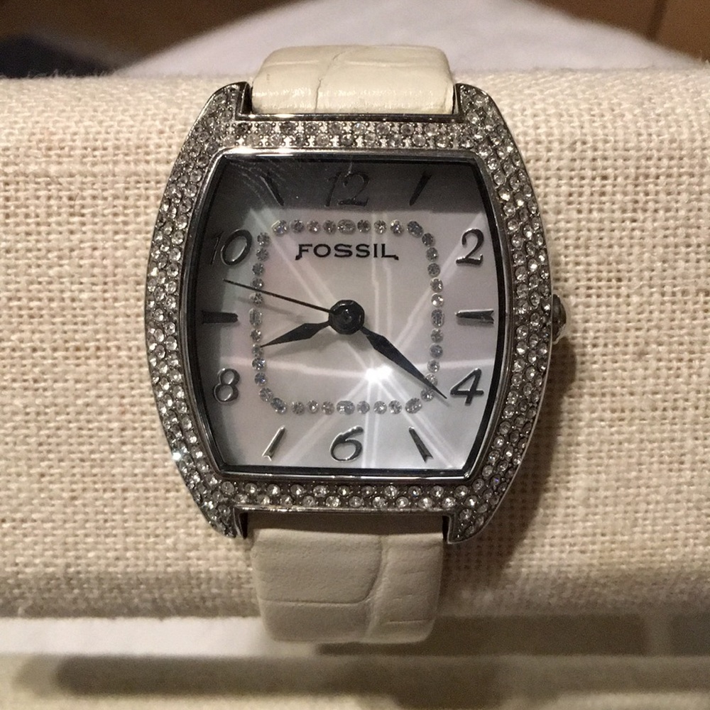 White leather strapped watch